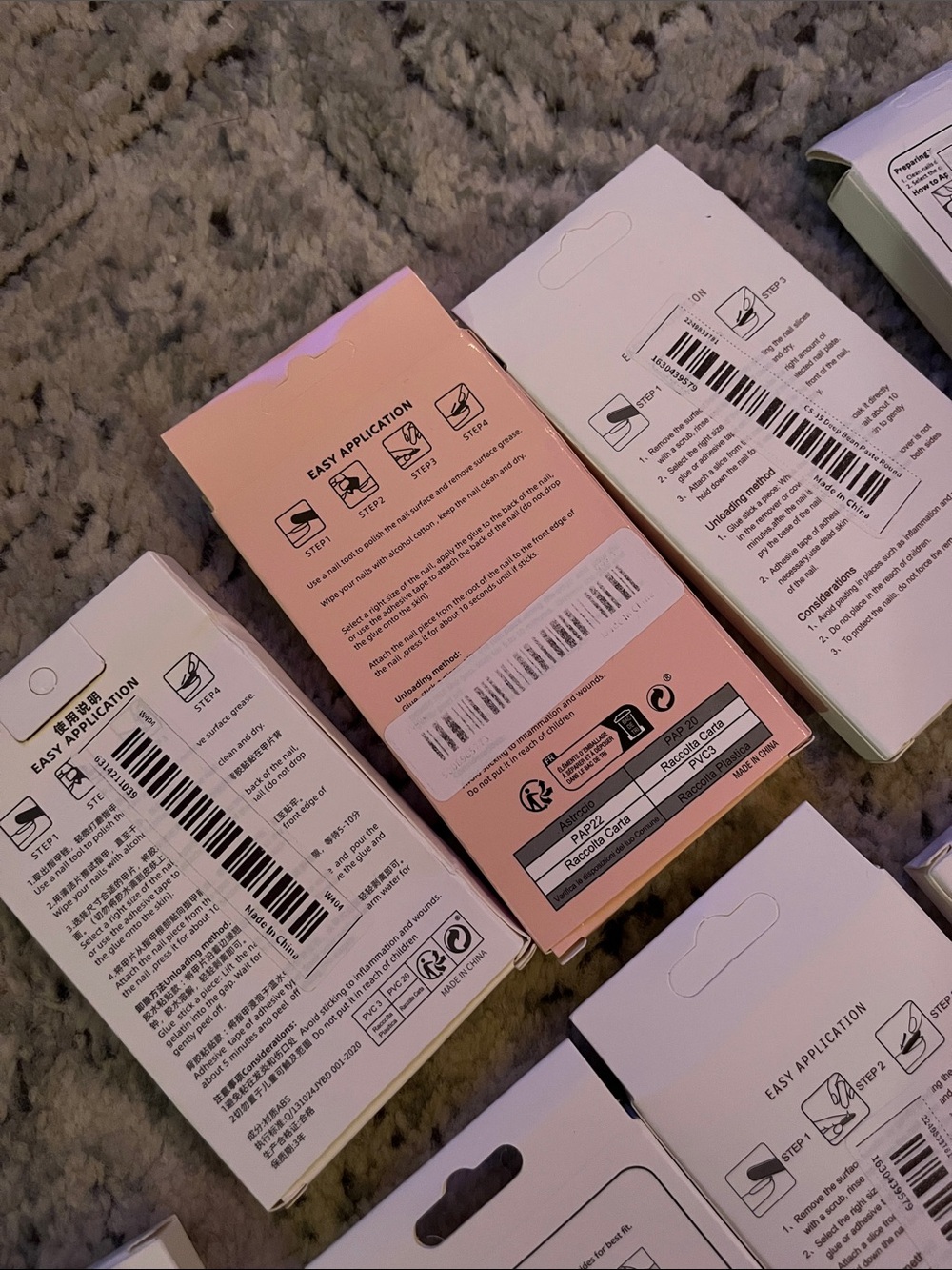 Bulk fake nails in packages - Picture 7 of 8
